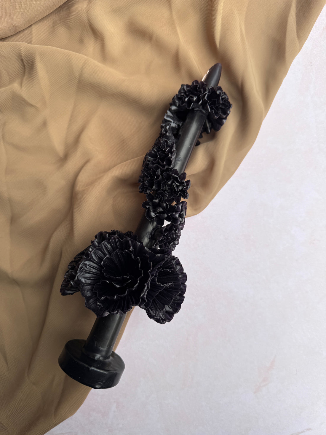 Noche Obscura Long Candle
