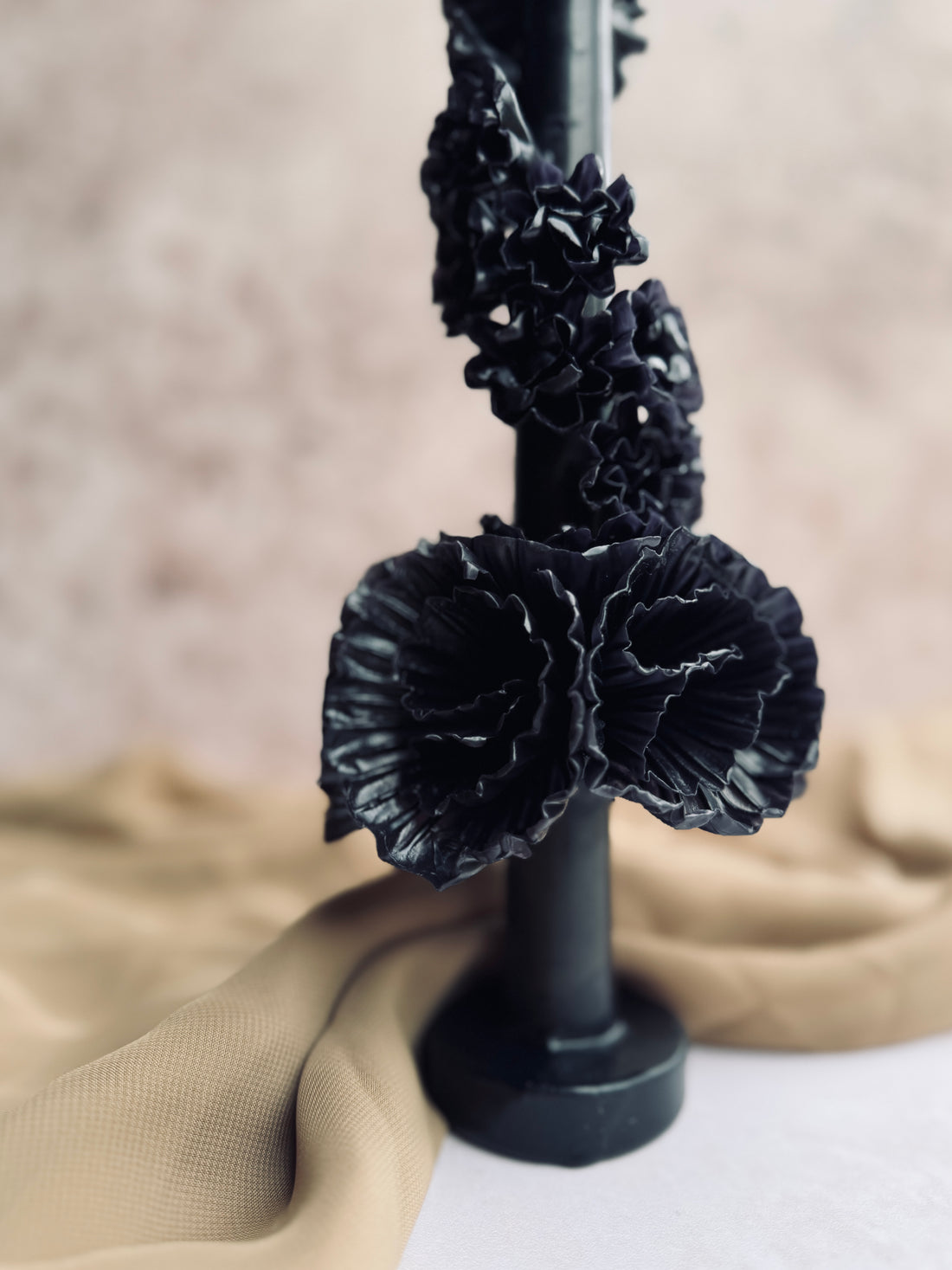 Noche Obscura Long Candle