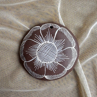 Rustic Flor Ornament Set [clay disc & popotillo star]