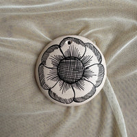 Rustic Flor Ornament Set [clay disc & popotillo star]