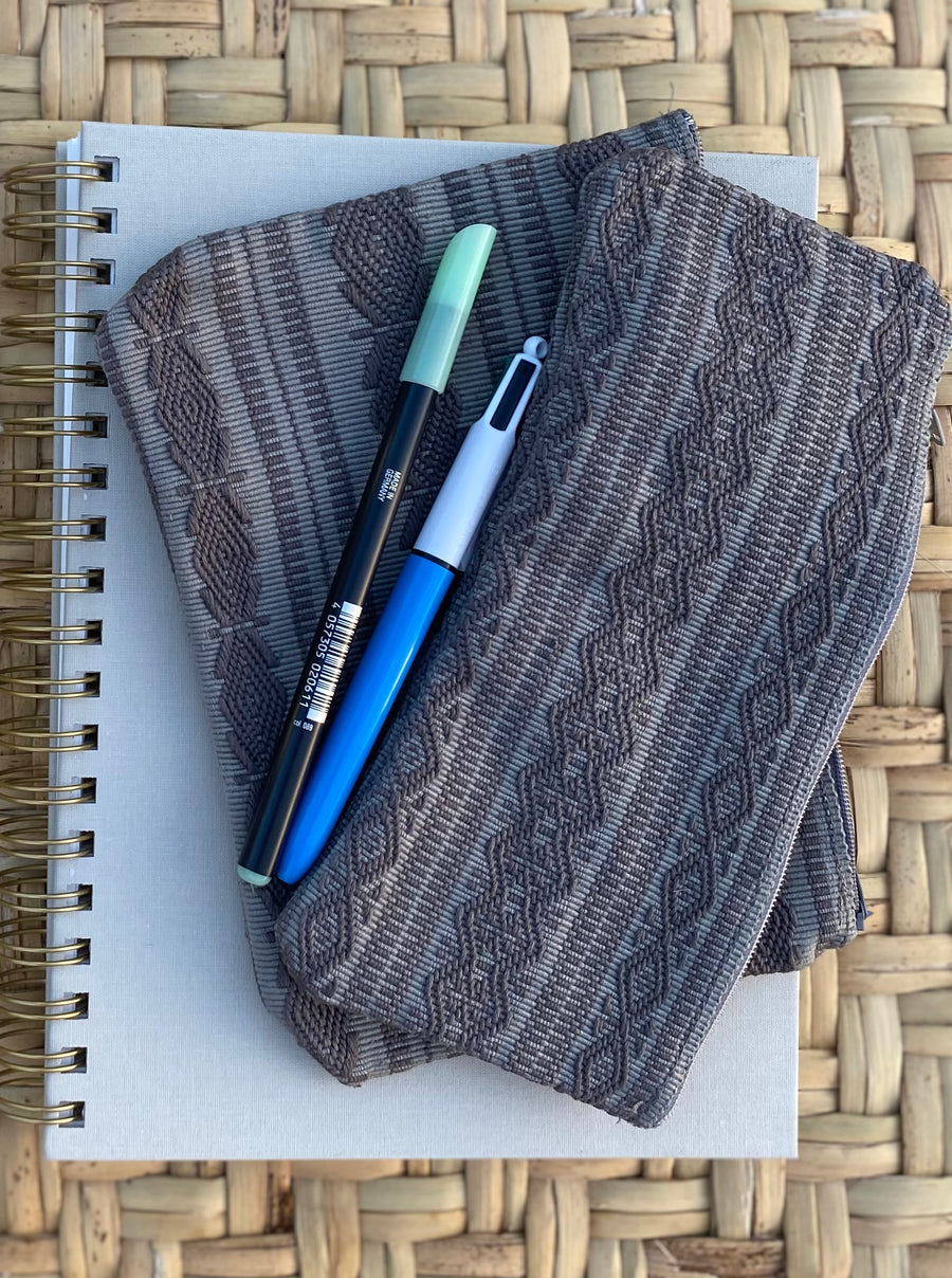 pouch set