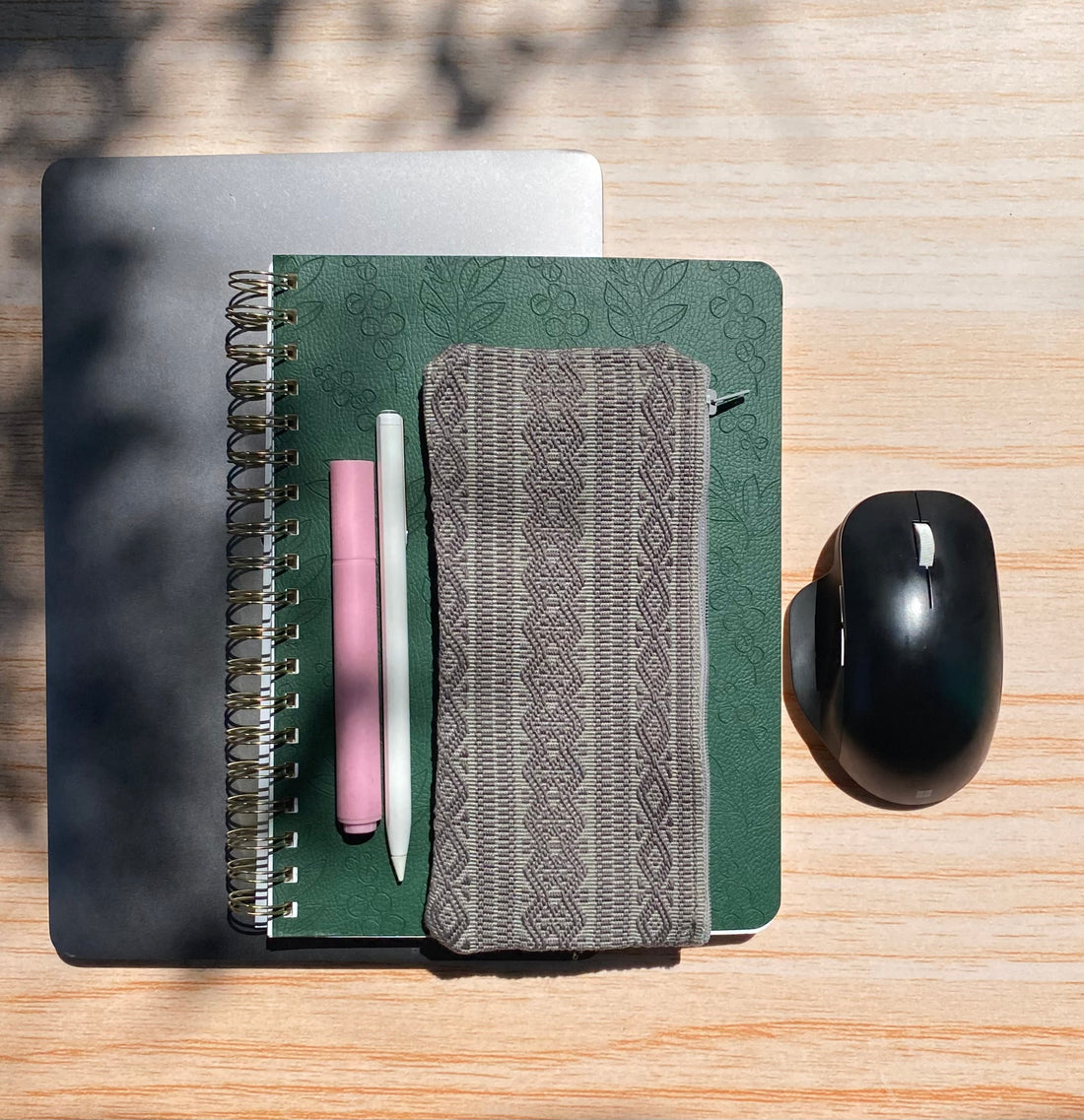 pouch set
