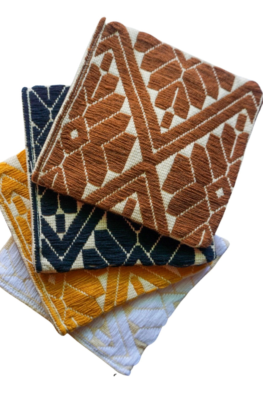 embroidered multipurpose pouch (large flowers)